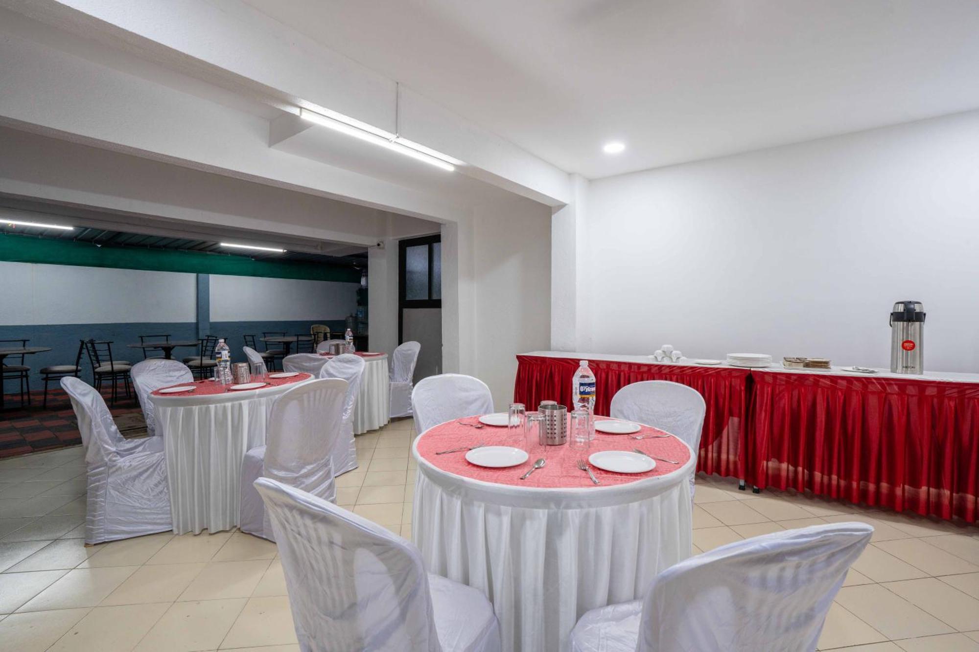 Treebo Royal Comfort Atithi Pune Exterior photo