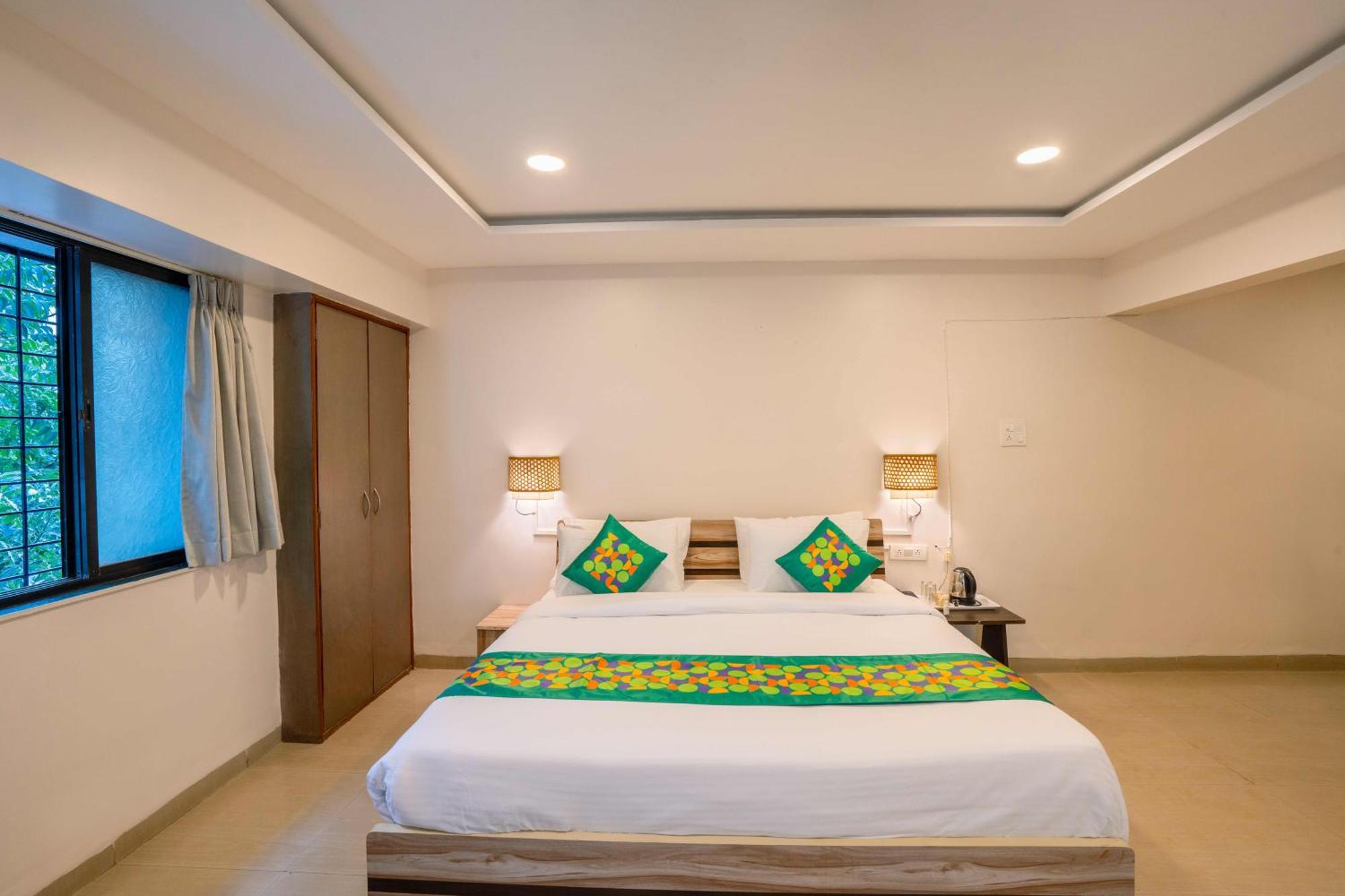 Treebo Royal Comfort Atithi Pune Exterior photo