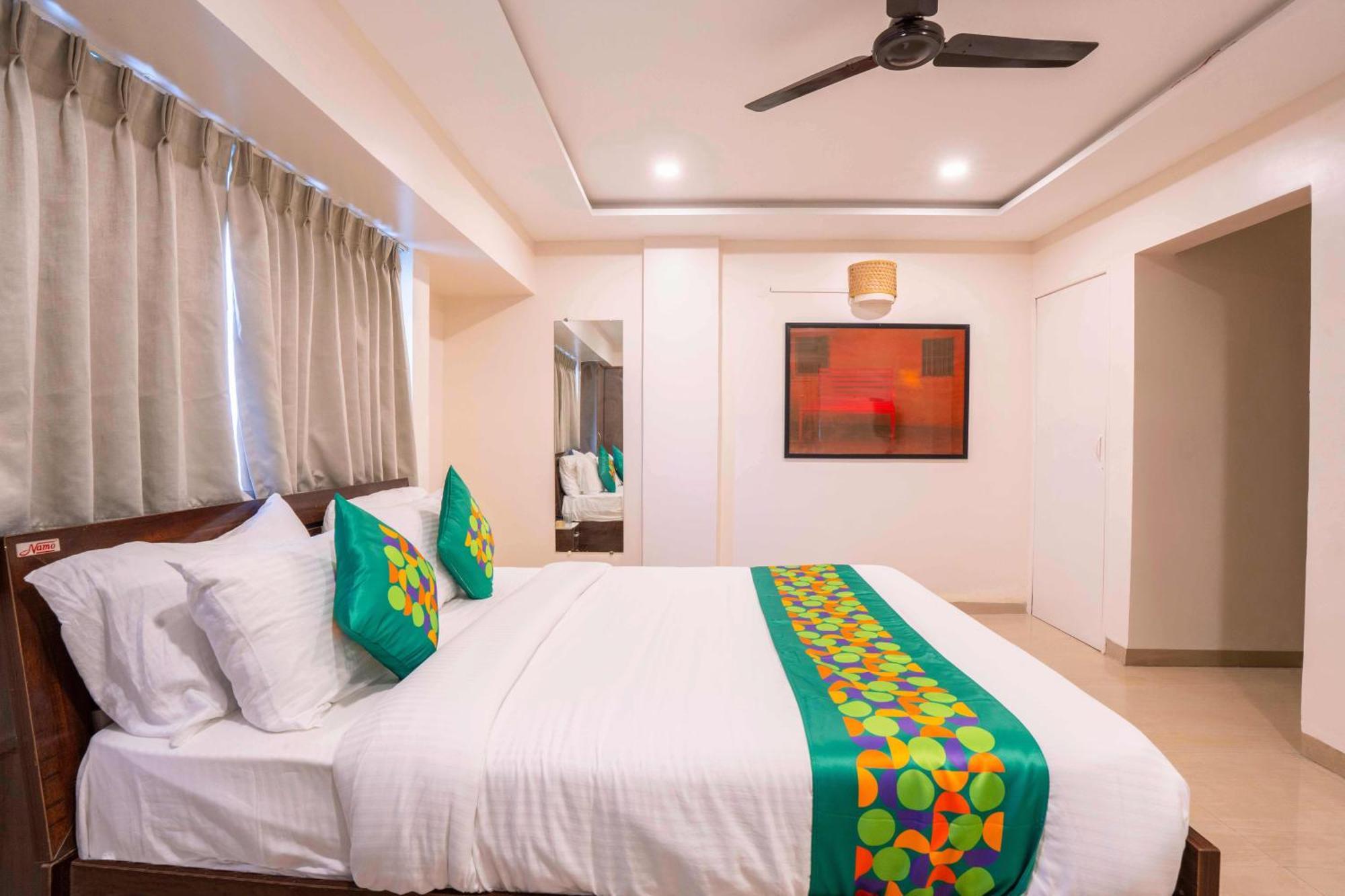 Treebo Royal Comfort Atithi Pune Exterior photo